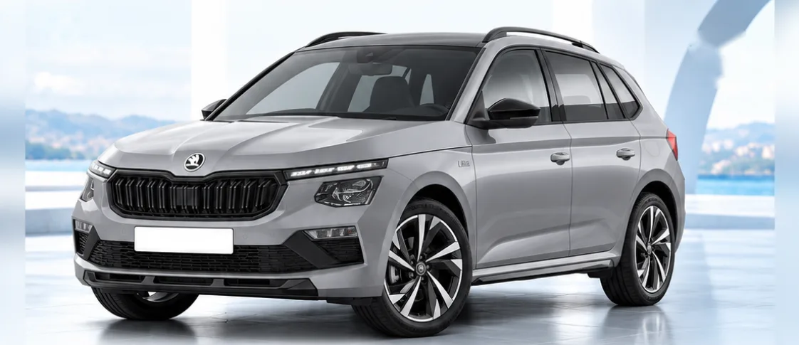 Skoda Kamiq, front three-quarter view. Image for illustration; specification and colour may differ.